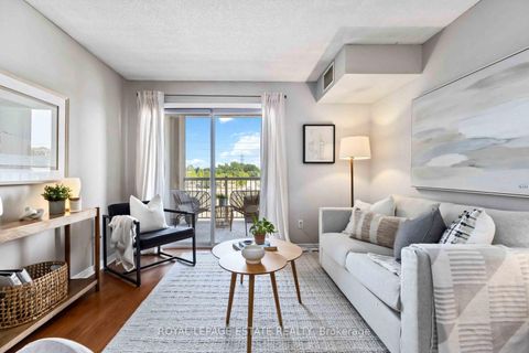 Photo 7 at 325 - 684 Warden Avenue, Birchmount, Toronto