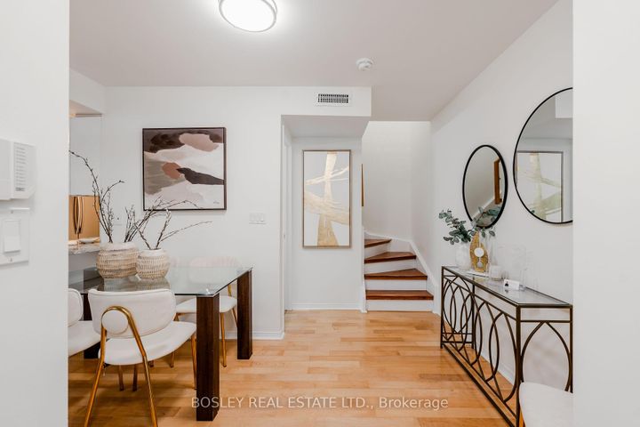 Photo 9 at 5 - 83 Lillian Street, Mount Pleasant West, Toronto