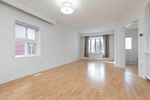 Photo 2 at 5 Teston Boulevard, Smythe, Toronto