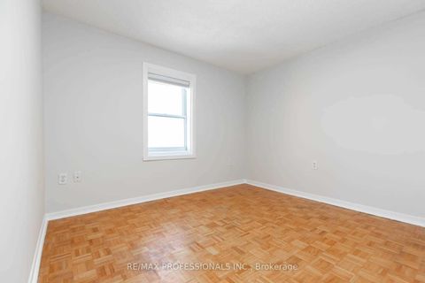 Photo 17 at 5 Teston Boulevard, Smythe, Toronto