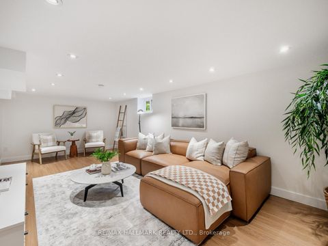 Photo 28 at 21 Fairfax Crescent, Birchmount, Toronto