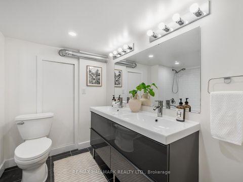 Photo 37 at 21 Fairfax Crescent, Birchmount, Toronto
