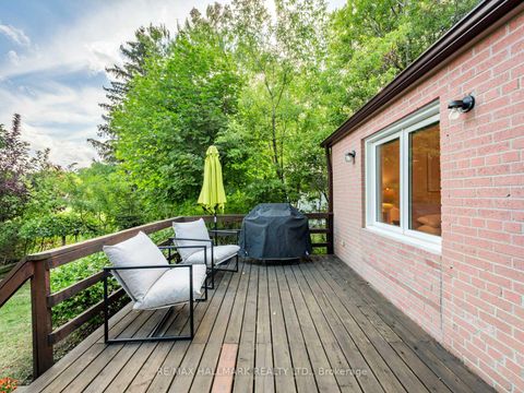 Photo 41 at 21 Fairfax Crescent, Birchmount, Toronto