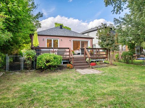 Photo 45 at 21 Fairfax Crescent, Birchmount, Toronto