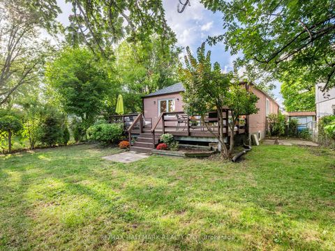 Photo 46 at 21 Fairfax Crescent, Birchmount, Toronto