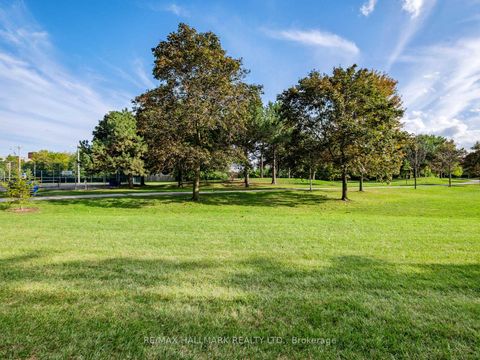 Photo 47 at 21 Fairfax Crescent, Birchmount, Toronto