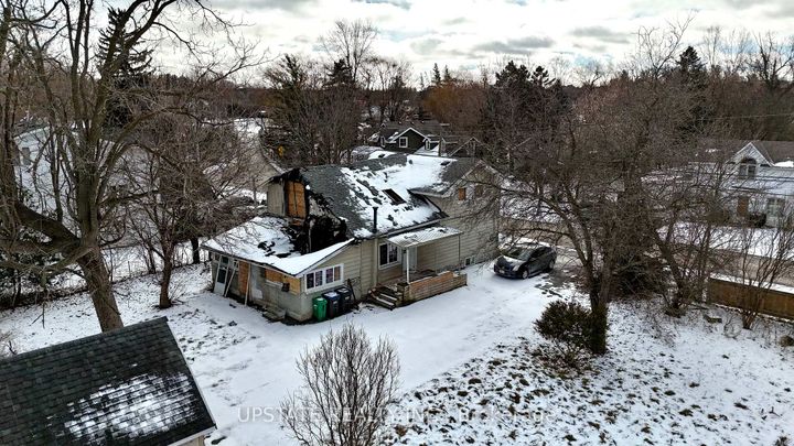 Photo 3 at 7749 Churchville Road, Bram West, Brampton