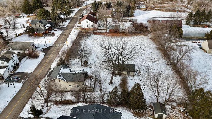 Photo 5 at 7749 Churchville Road, Bram West, Brampton