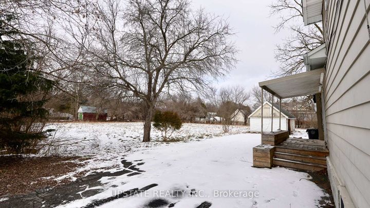 Photo 10 at 7749 Churchville Road, Bram West, Brampton