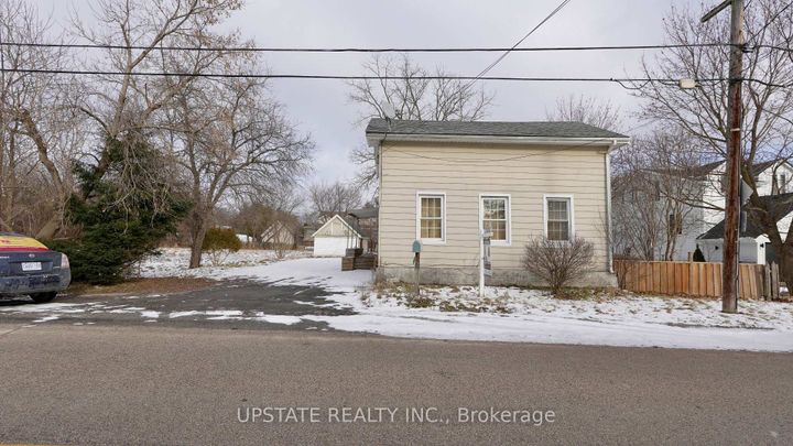 Photo 13 at 7749 Churchville Road, Bram West, Brampton