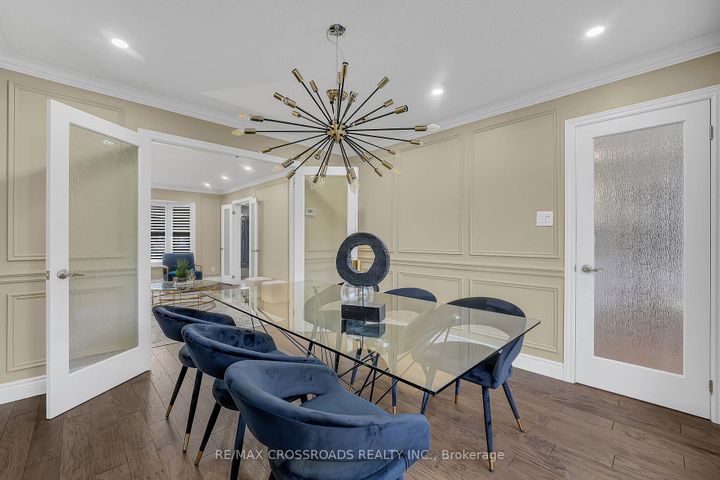 Photo 8 at 75 Barr Crescent, Heart Lake East, Brampton