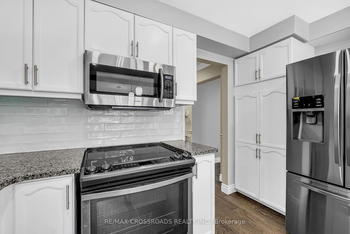 Photo 16 at 75 Barr Crescent, Heart Lake East, Brampton