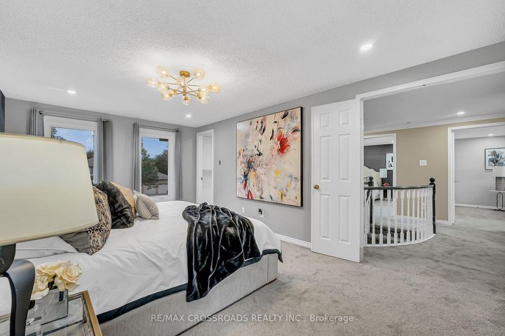 Photo 18 at 75 Barr Crescent, Heart Lake East, Brampton