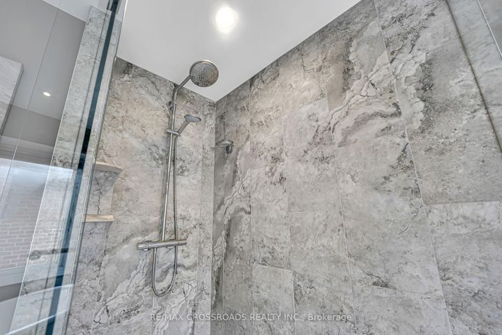 Photo 23 at 75 Barr Crescent, Heart Lake East, Brampton