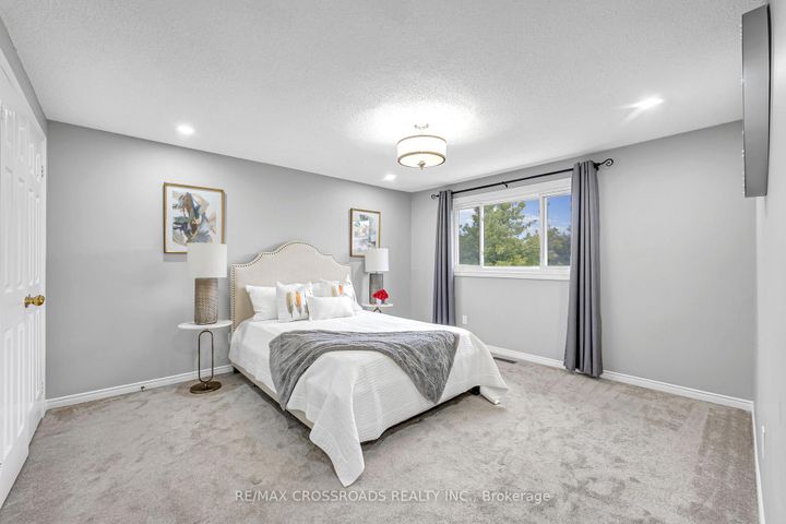 Photo 24 at 75 Barr Crescent, Heart Lake East, Brampton