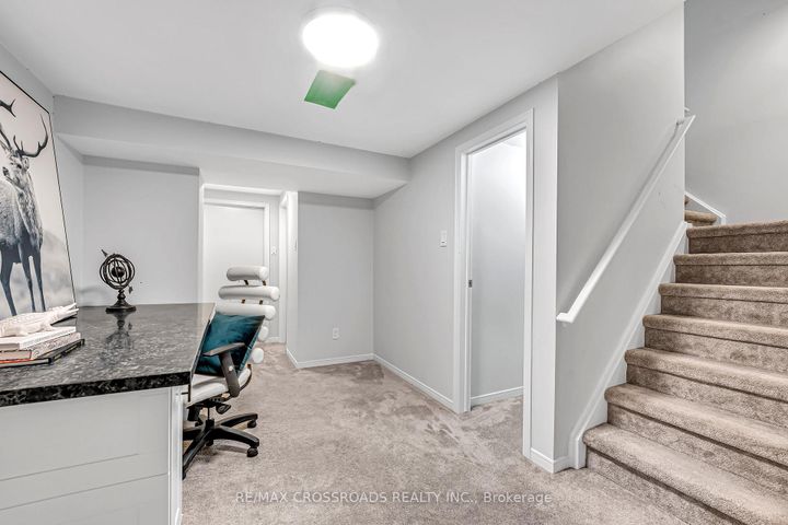 Photo 32 at 75 Barr Crescent, Heart Lake East, Brampton