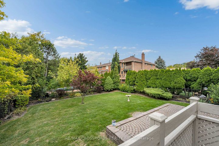 Photo 37 at 75 Barr Crescent, Heart Lake East, Brampton