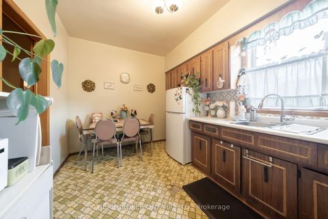 Photo 12 at 168 Brock Avenue, Little Portugal, Toronto
