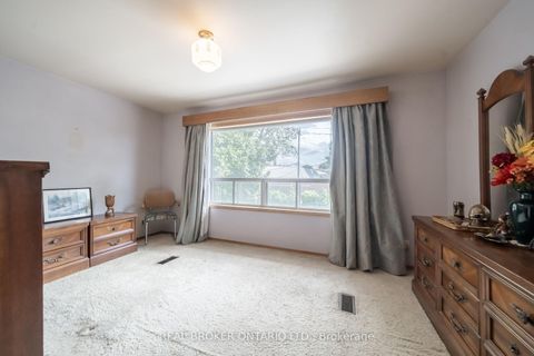 Photo 18 at 168 Brock Avenue, Little Portugal, Toronto