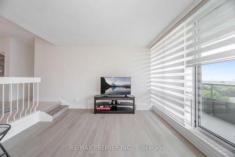 Photo 12 at 811 - 25 Four Winds Drive, York University Heights, Toronto