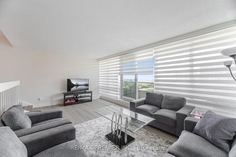 Photo 15 at 811 - 25 Four Winds Drive, York University Heights, Toronto