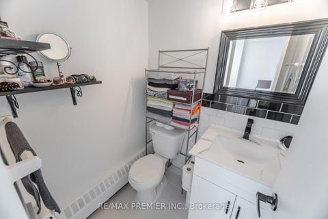 Photo 20 at 811 - 25 Four Winds Drive, York University Heights, Toronto