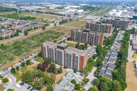 Photo 39 at 811 - 25 Four Winds Drive, York University Heights, Toronto