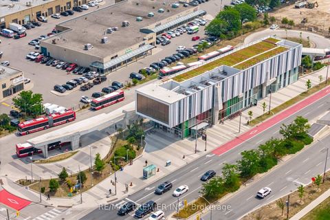 Photo 42 at 811 - 25 Four Winds Drive, York University Heights, Toronto