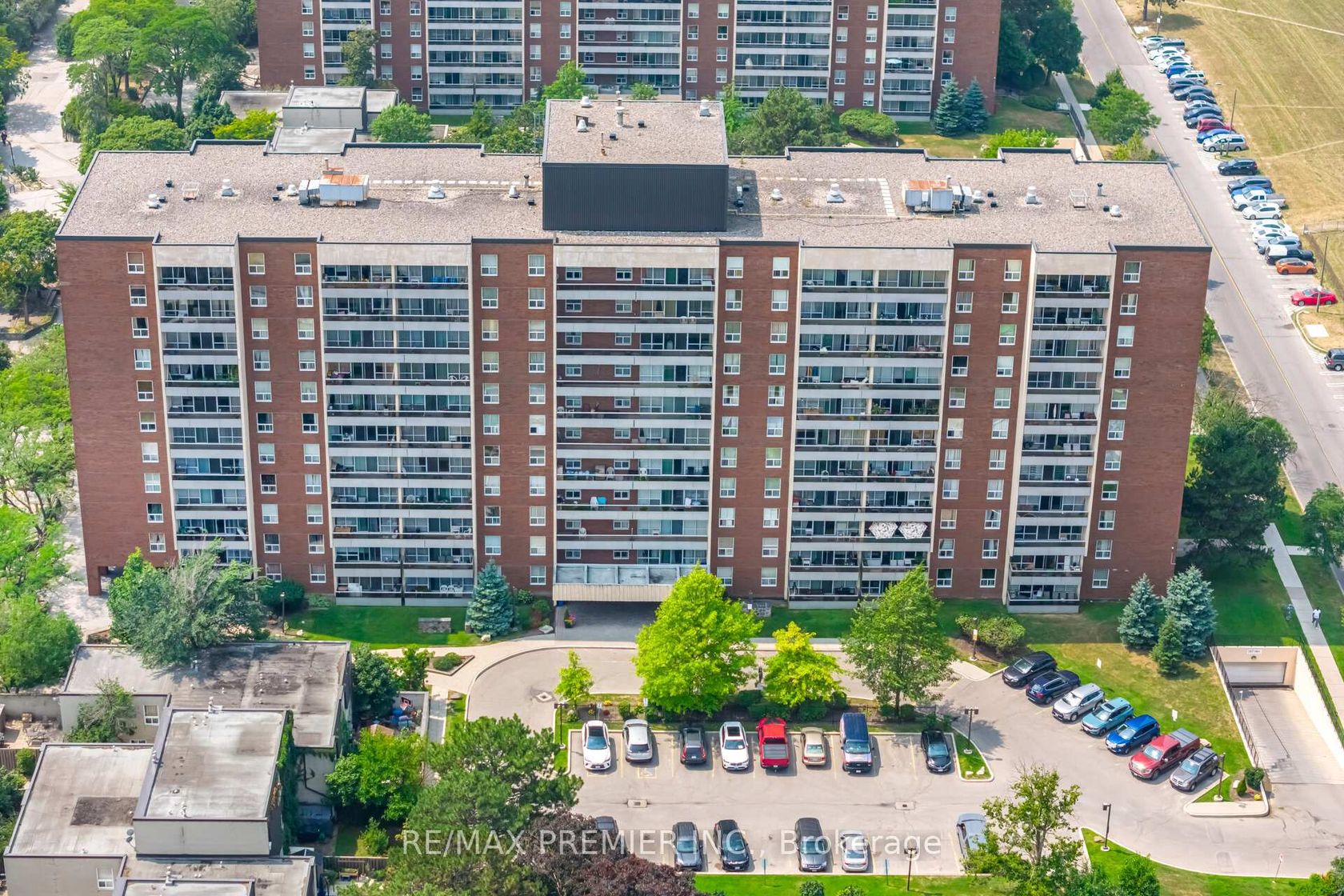 811 - 25 Four Winds Drive, York University Heights, Toronto 