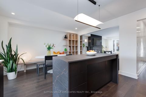 Photo 12 at 276 Oakwood Avenue, Oakwood Village, Toronto