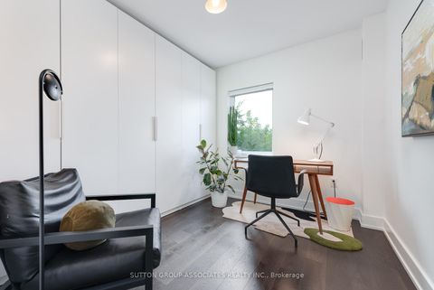 Photo 24 at 276 Oakwood Avenue, Oakwood Village, Toronto