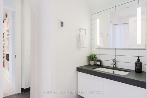 Photo 26 at 84 Blantyre Avenue, Cliffside, Toronto