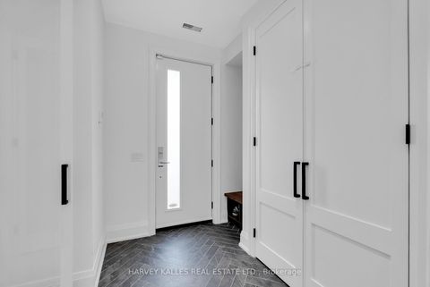 Photo 3 at 32 Almont Road, Clanton Park, Toronto