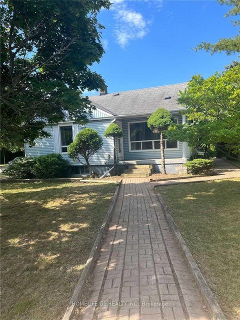 Photo 2 at 1098 Kent Avenue, CP College Park, Oakville