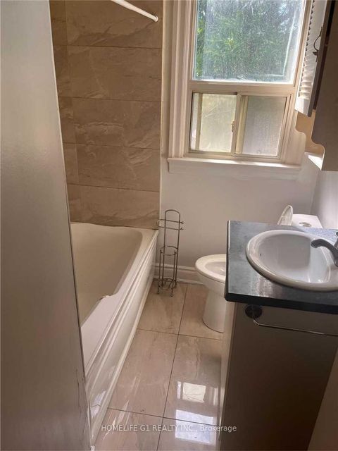 Photo 7 at 1098 Kent Avenue, CP College Park, Oakville