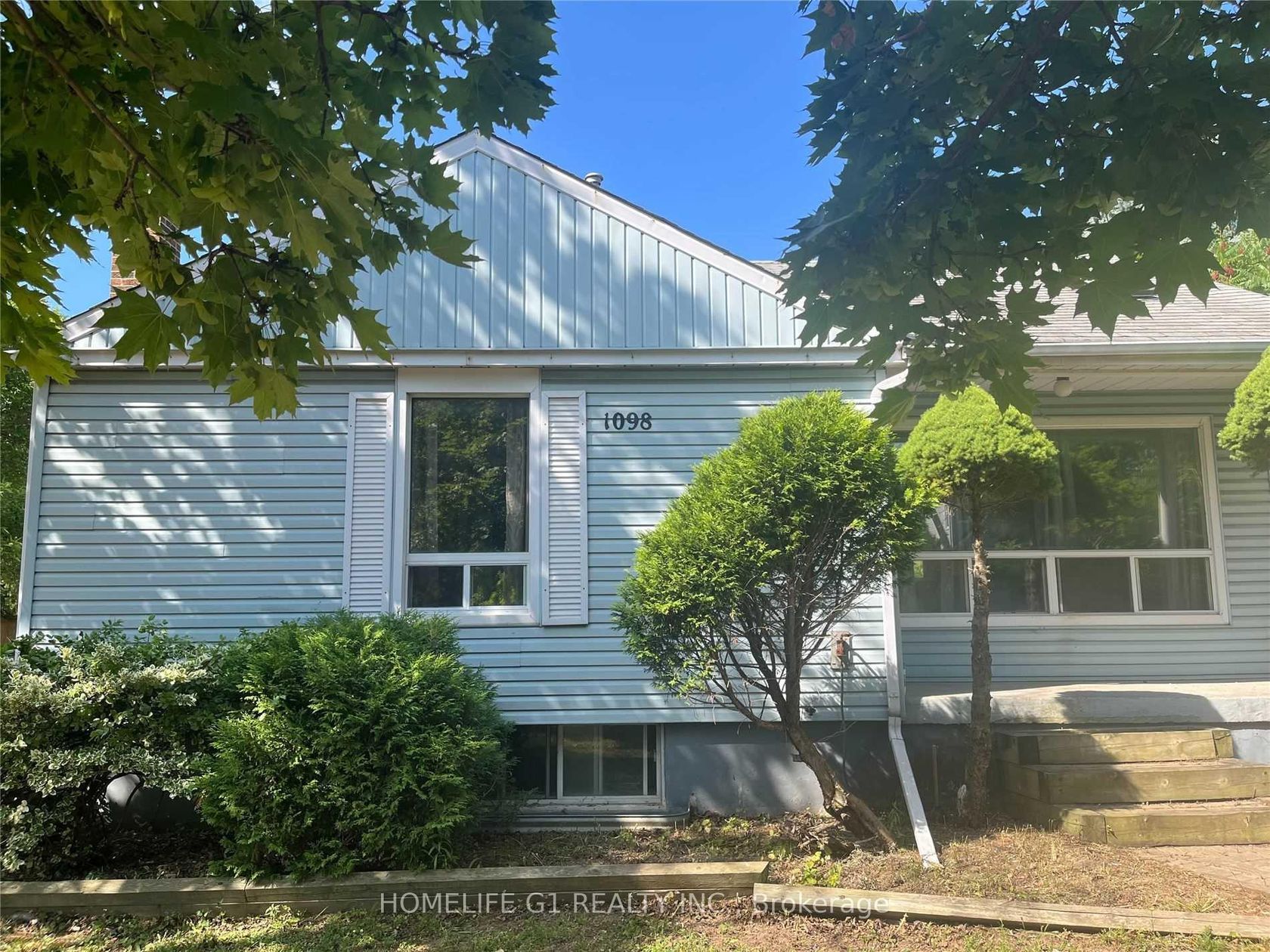 1098 Kent Avenue, CP College Park, Oakville 