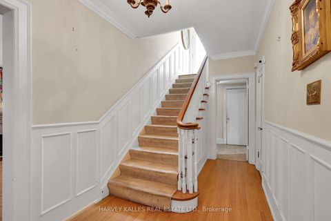 Photo 4 at 115 Strathallan Boulevard, Lawrence Park South, Toronto