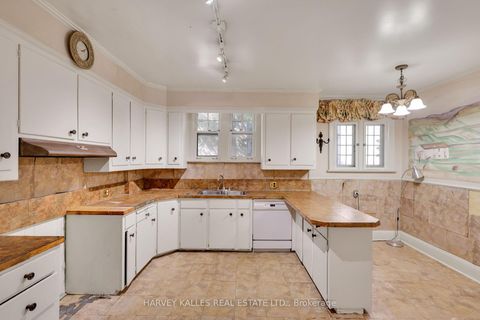 Photo 11 at 115 Strathallan Boulevard, Lawrence Park South, Toronto
