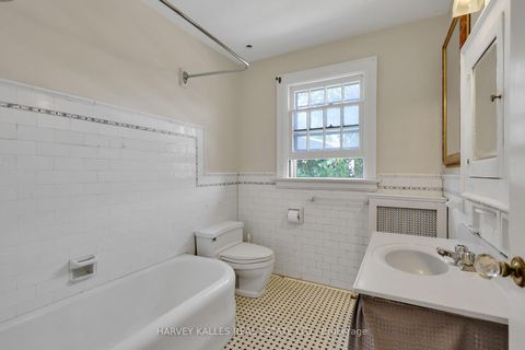 Photo 14 at 115 Strathallan Boulevard, Lawrence Park South, Toronto