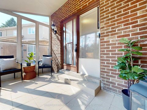 Photo 1 at 102 Valdor Drive, Agincourt North, Toronto
