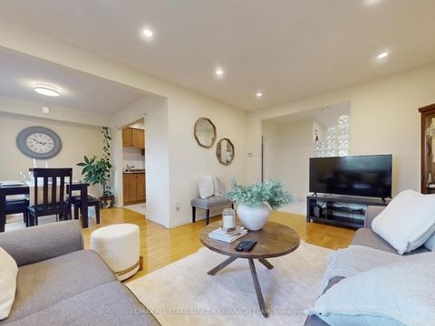 Photo 4 at 102 Valdor Drive, Agincourt North, Toronto