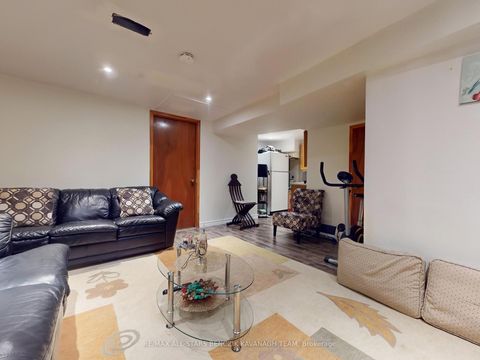 Photo 15 at 102 Valdor Drive, Agincourt North, Toronto