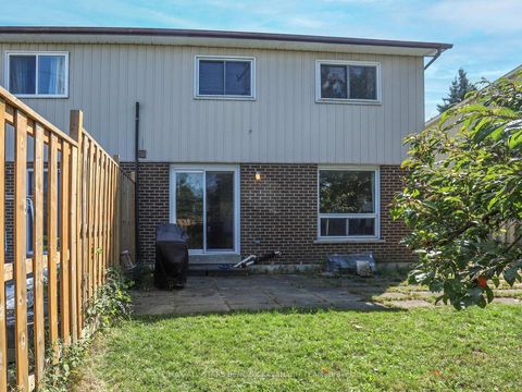 Photo 18 at 102 Valdor Drive, Agincourt North, Toronto
