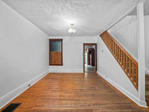 Photo 7 at 73 Withrow Avenue, North Riverdale, Toronto