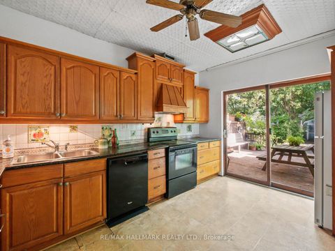 Photo 11 at 73 Withrow Avenue, North Riverdale, Toronto