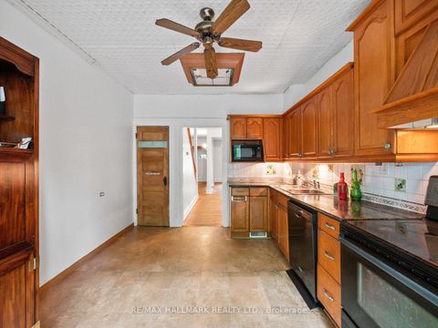 Photo 14 at 73 Withrow Avenue, North Riverdale, Toronto
