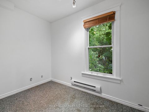 Photo 15 at 73 Withrow Avenue, North Riverdale, Toronto