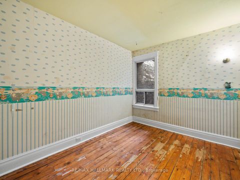 Photo 21 at 73 Withrow Avenue, North Riverdale, Toronto