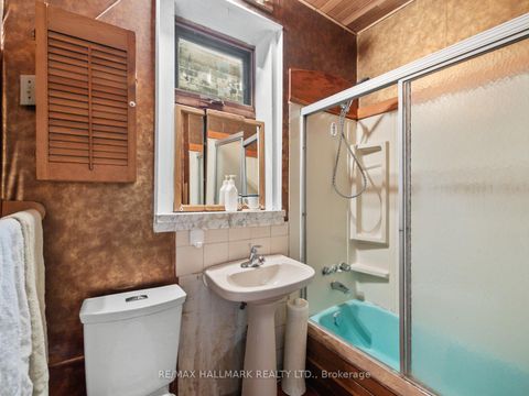 Photo 26 at 73 Withrow Avenue, North Riverdale, Toronto