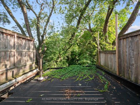 Photo 32 at 73 Withrow Avenue, North Riverdale, Toronto
